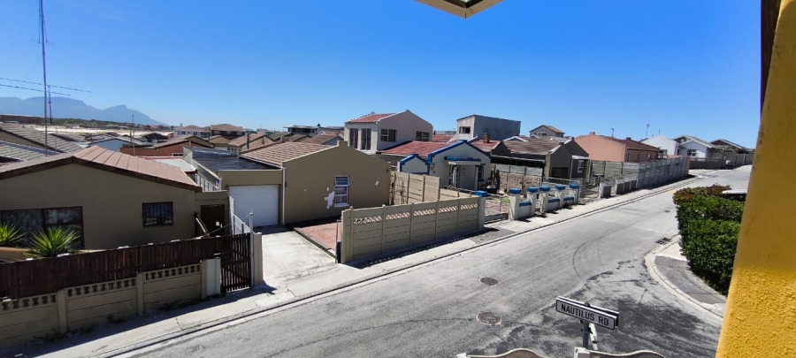 5 Bedroom Property for Sale in Bay View Western Cape